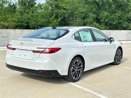 2025 Toyota Camry XLE