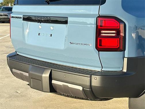 2025 Toyota Land Cruiser Base