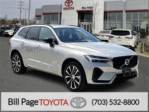 2023 Volvo XC60 Recharge Plug-In Hybrid T8 Ultimate Dark Theme