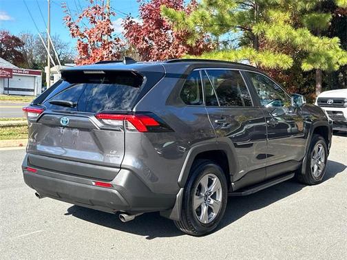 2022 Toyota RAV4 Hybrid LE