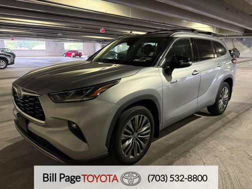Celestial Silver Metallic 2021 Toyota Highlander Hybrid Platinum