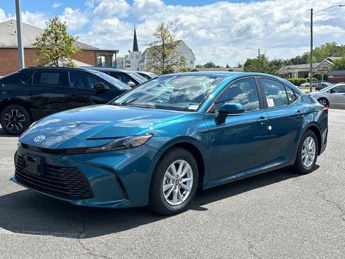 Ocean 2026 Toyota Camry LE