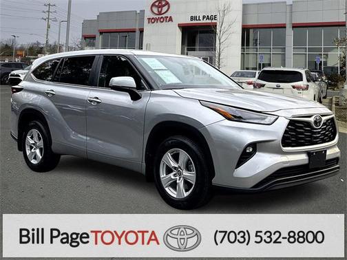 2024 Toyota Highlander LE
