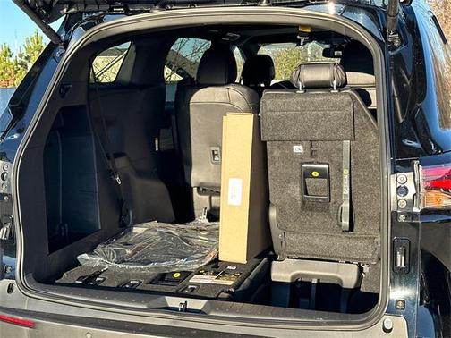 2026 Toyota Sienna Woodland Edition