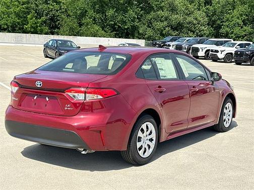 2025 Toyota Corolla Hybrid LE