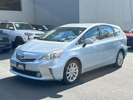 2012 Toyota Prius v Five