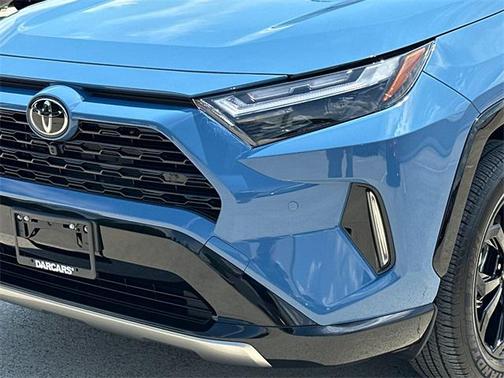 2025 Toyota RAV4 Hybrid SE