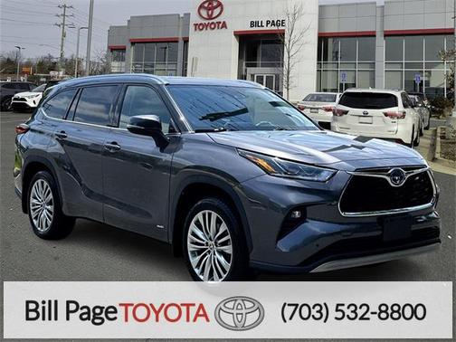 2022 Toyota Highlander Hybrid Platinum