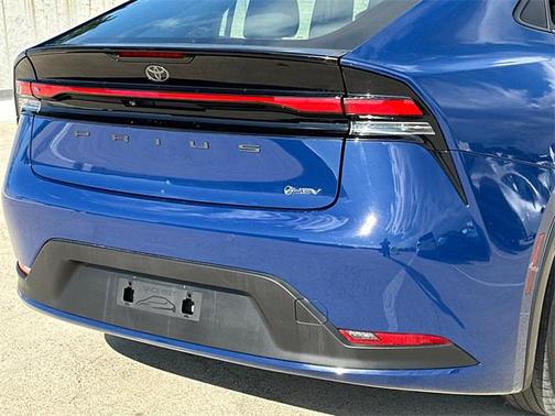 2023 Toyota Prius LE