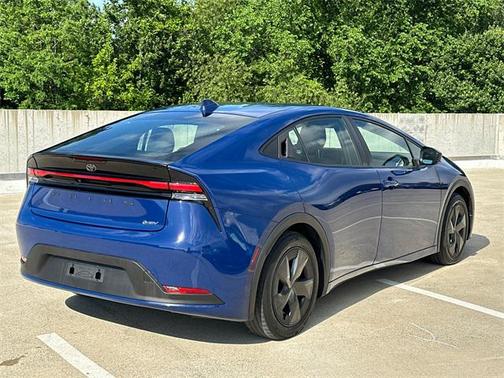 2023 Toyota Prius LE