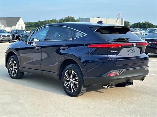 2024 Toyota Venza LE