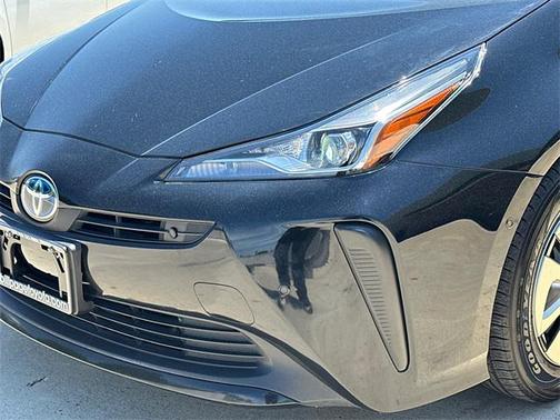 2019 Toyota Prius LE