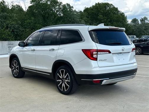 2021 Honda Pilot Touring 8-Passenger