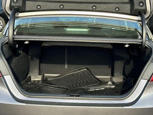 Predawn Gray Mica 2018 Toyota Camry SE