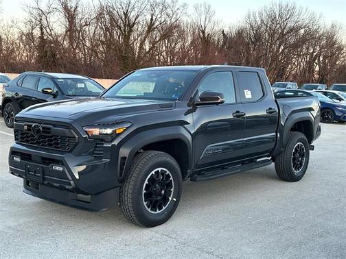2026 Toyota Tacoma Hybrid TRD Off Road