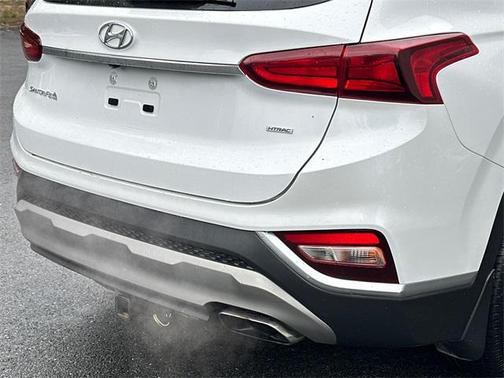 2019 Hyundai SANTA FE SE 2.4