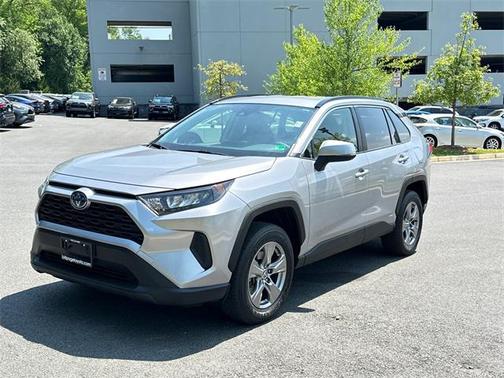 2022 Toyota RAV4 Hybrid LE