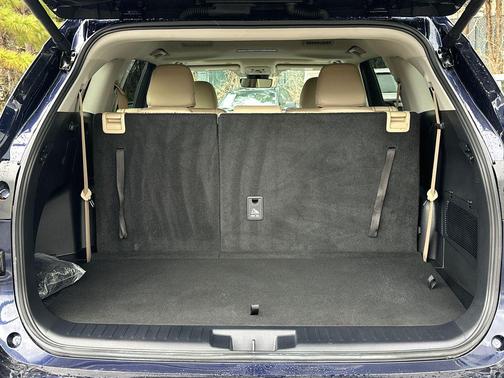 2024 Toyota Highlander Hybrid XLE