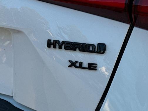 2022 Toyota Prius L