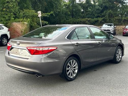 2016 Toyota Camry XLE