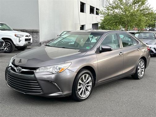 2016 Toyota Camry XLE