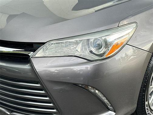 2016 Toyota Camry XLE
