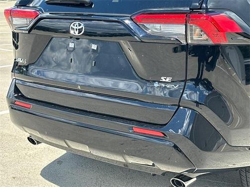 2025 Toyota RAV4 Hybrid SE