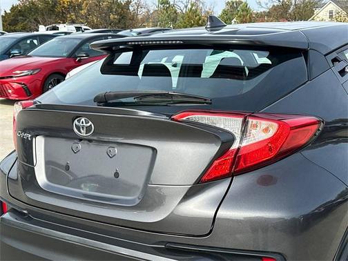 2018 Toyota C-HR XLE Premium