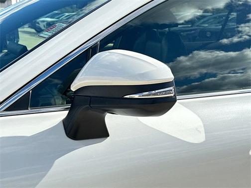 2022 Toyota Venza XLE