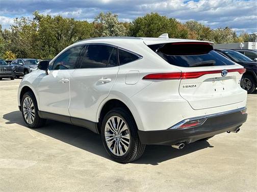 2022 Toyota Venza XLE