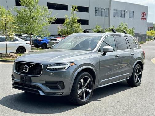 2019 Volvo XC90 T5 R-Design