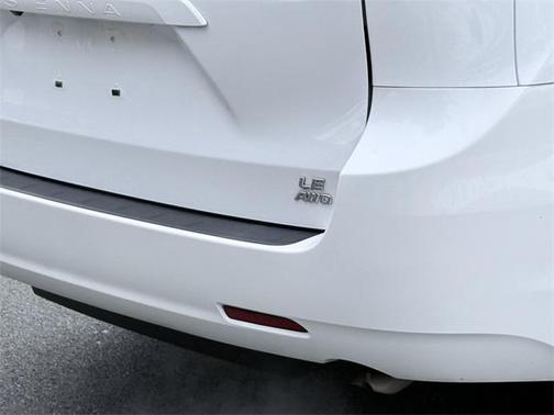 2020 Toyota Sienna LE