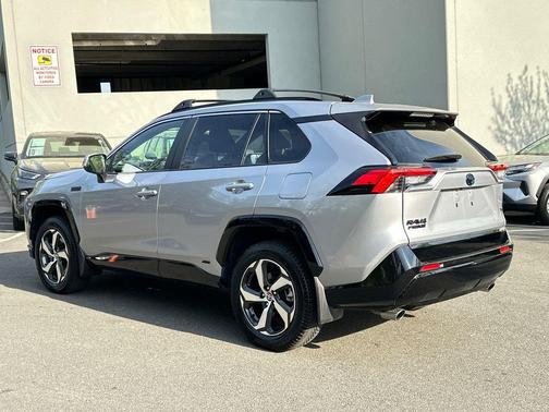 Silver Sky Metallic 2022 Toyota RAV4 Prime SE