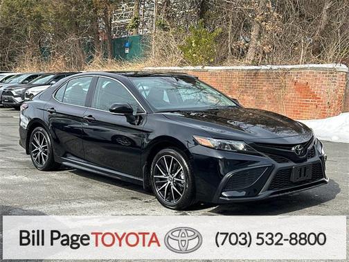 2024 Toyota Camry SE