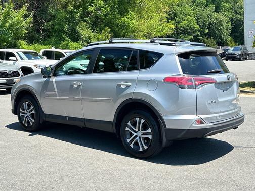 Silver Sky Metallic 2017 Toyota RAV4 LE
