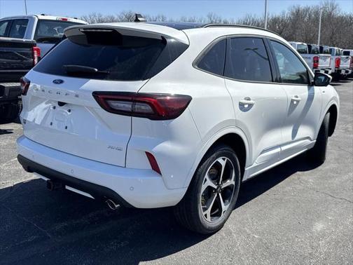 2025 Ford Escape ST-Line Elite