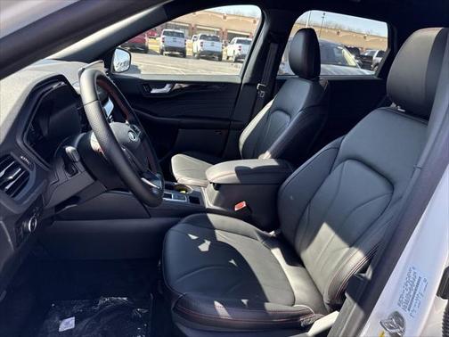 2025 Ford Escape ST-Line Elite