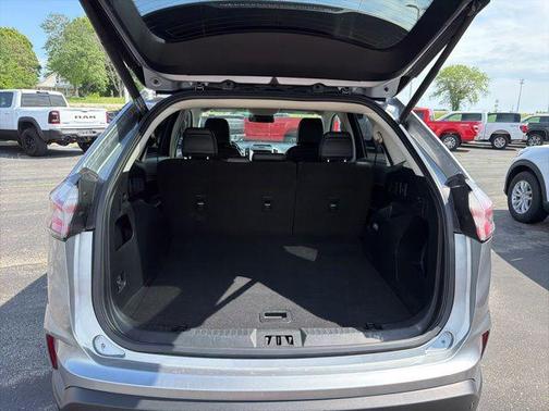 Silver Metallic 2020 Ford Edge SEL