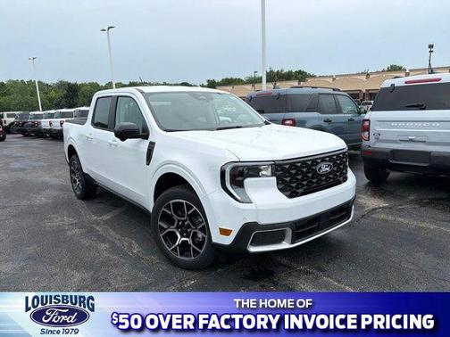 Oxford White 2026 Ford Maverick Lariat