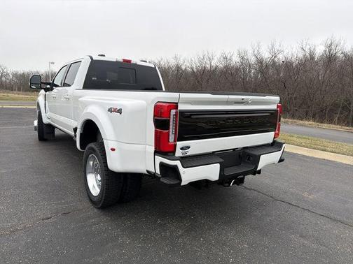 2026 Ford F-450 Platinum