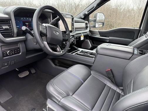 2026 Ford F-450 Platinum