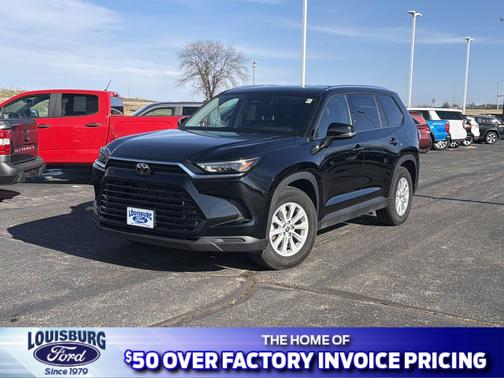 2025 Toyota Highlander LE