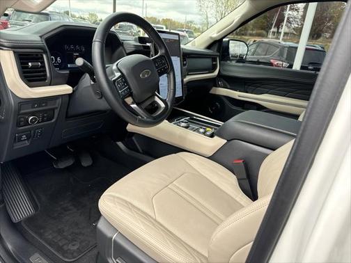 2024 Ford Expedition Platinum