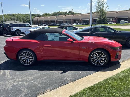 2025 Ford Mustang GT Premium