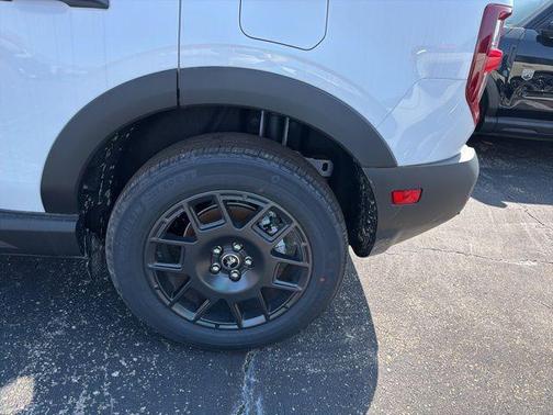 Oxford White 2025 Ford Bronco Sport Big Bend