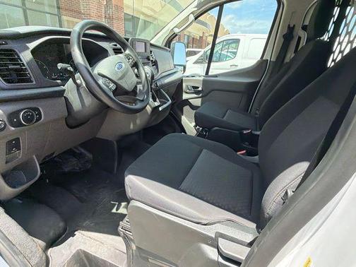 Oxford White 2025 Ford Transit-250 Base
