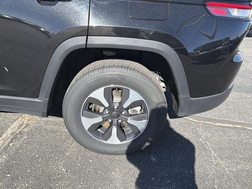 2024 Jeep Grand Cherokee 4xe Base