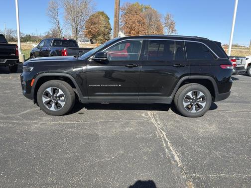 2024 Jeep Grand Cherokee 4xe Base