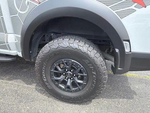 Avalanche 2023 Ford F-150 Raptor R