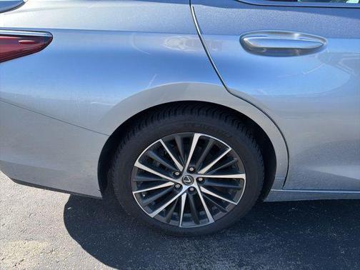 2023 Lexus ES 350 Base